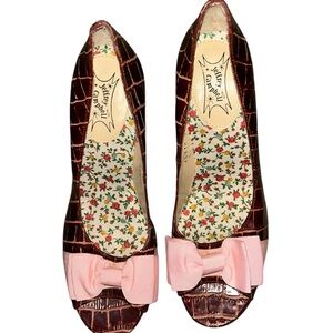 Vintage Jeffrey Campbell tcfs Brown Open Toe Faux Croc Heels with Baby Pink Bows